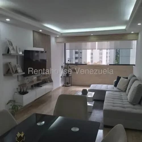 Apartamento En Venta La Boyera Mls# 26-17086 Christian Szotyori