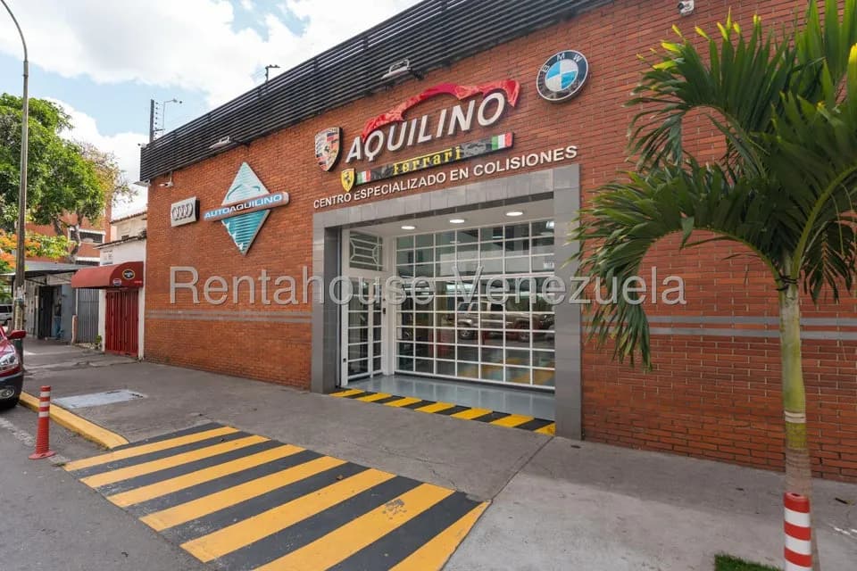 Comercial (Local Comercial) en Venta en Los Chaguaramos, Distrito Metropolitano