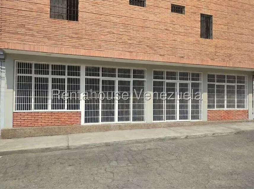 Comercial (Local Comercial) en Alquiler en Zona Este, Lara