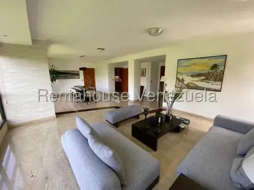 Ng 25-8902 Bonito Y Amplio Apartamento En Venta En La Urbanización Miranda. Hermosa Vista Al Ávila