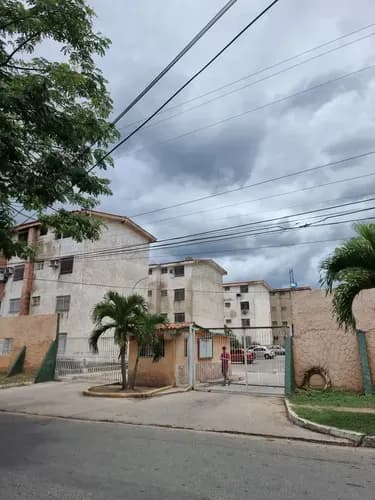 Apartamento En Venta Naguanagua Res El Piñal 3 Hab 2 Pe (solo Clientes) 331796