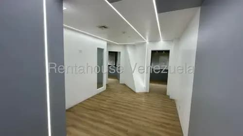 Oficina En Alquiler En El Ccct Jr
