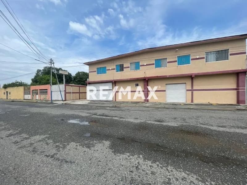 Oportunidad de negocio Hotel en venta en la ciudad de la alegría Piritu Esteller