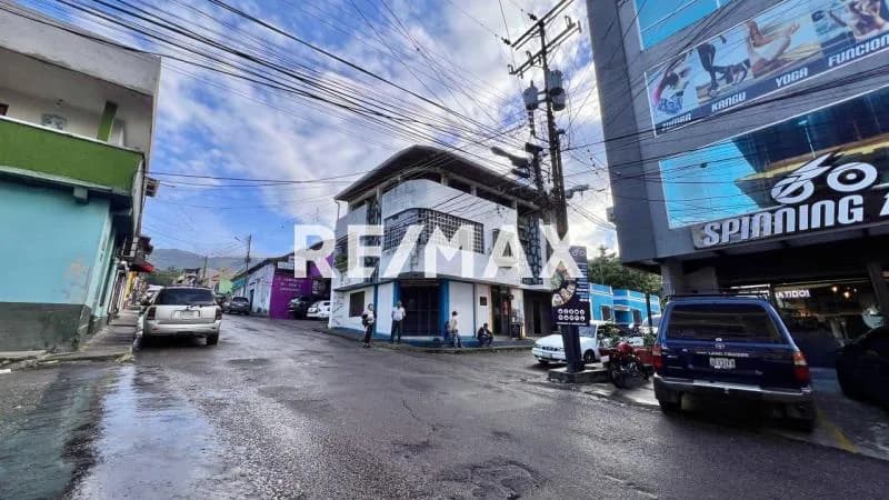 Edificio. Venta. Tariba