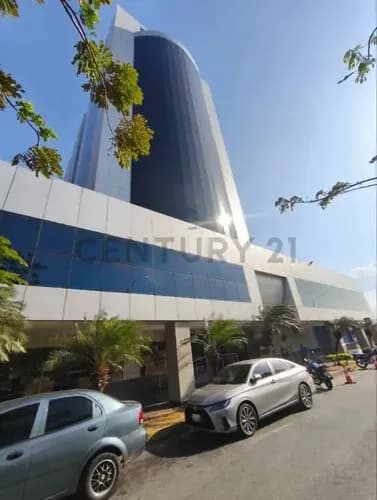 Se Alquila Oficina En La Torre Bell Puerto Ordaz Piso 5