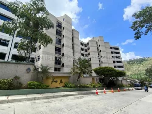 Apartamento En Alquiler En Lomas De La Lagunita, #26-16022, Josmary Sanjuan