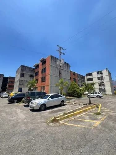 *se Ofrece En Venta Hermoso Apartamento En San Diego - Conjunto Residencial Monteserino 12* Superficie: 74,87 M2 Tercer Piso 3 Habitaciones Gavip
