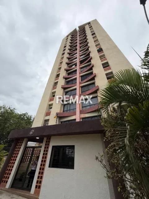 VENTA DE APARTAMENTO EN LOMAS DE LOS MANGOS POZO Y PLANTA