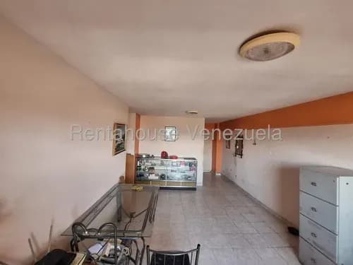 Raíza Suárez Vende 2 6 2 0 3 9 8 Apartamento De 80 M2 Con 3 Cómodas Y Acogedoras Habitaciones, 1 Baño, Balcón Centro De Barquisimeto