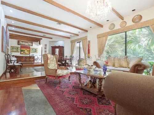 Rentahouse Lara Vende Increíble Casa En El Este