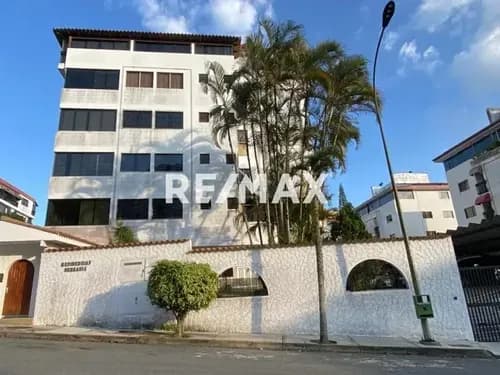Apartamento En Venta Urb. Las Salias