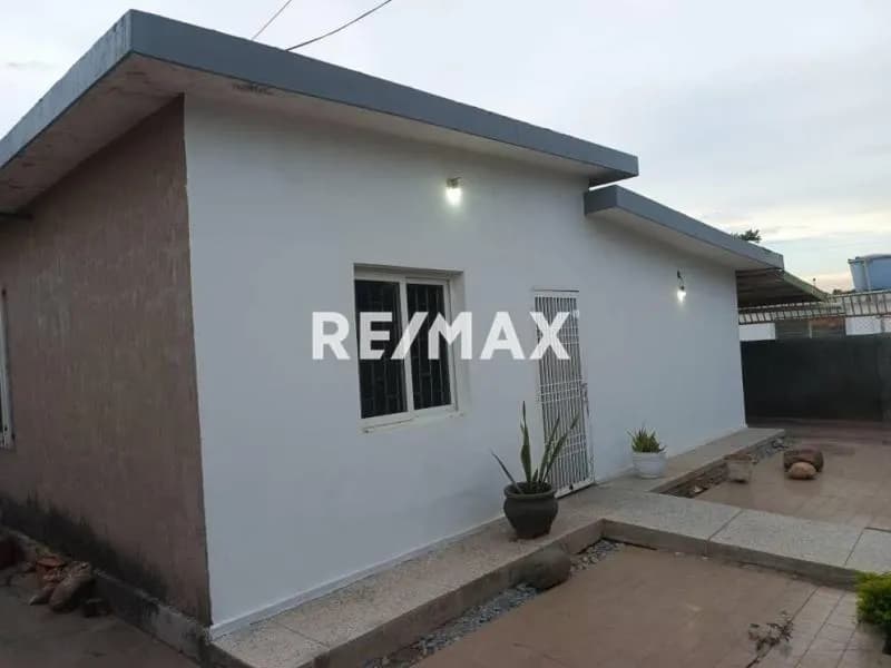 Venta de Casa , urbanización la Floresta