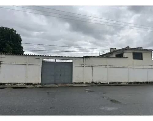 Galpon En Venta En Tocuyito Av. Bolívar Bs-9379202