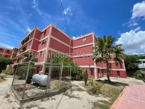 Raíza Suárez Vende 2 6 2 0 4 2 8 Amplio Y Fresco Apartamento Con 3 Habitaciones, 2 Amplios Baños, Fluidez De Agua Constante, Gas Por Tubería, Parroquia Unión Barquisimeto