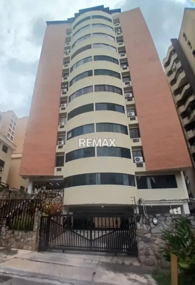 APARTAMENTO EN VENTA RES BOSQUE ENCANTADO 90 mts2 PLANTA 50%