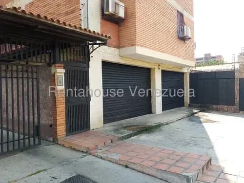 Lcda. Milagros Carrasquel Local Venta Cabudare Lara Zona Centro Economica Comercial Economico Código Inmobiliaria Rent-a-house 26-8602