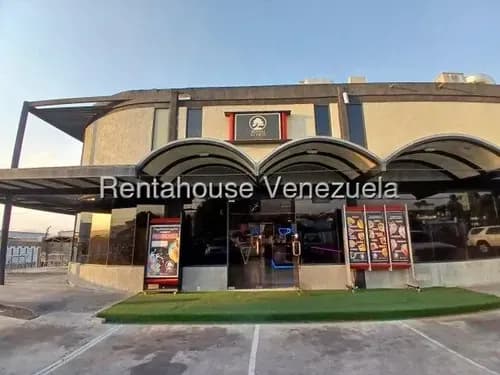 Bray Montoya Vende Extraordinario Y Bello Local Comercial En Zona Netamente Comercial De Cabudare, Posee 275m2 Moderno Con Acabados Lujosos Contactame 2#6#1#2#8#6#1 Bray.