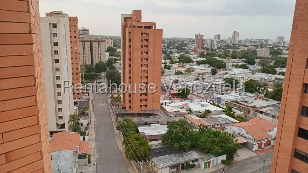 Apartamento (Multiples Niveles) en Venta en Tierra Negra, Zulia