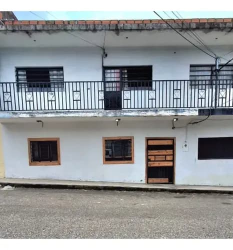 Se Alquila Local Comercial En Barrio Las Delicias