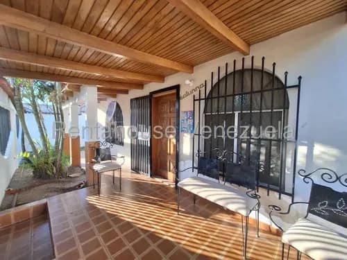 Amplia Casa En Venta En El Centro De Cagua Vigilancia Privada Excelente Precio Estef 25-12905
