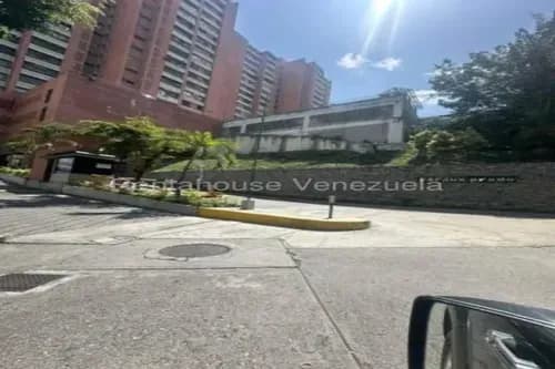 Apartamento En Venta Prado Del Este 120m2 Amoblado 3h 2b 2pe. Gc 26-6969