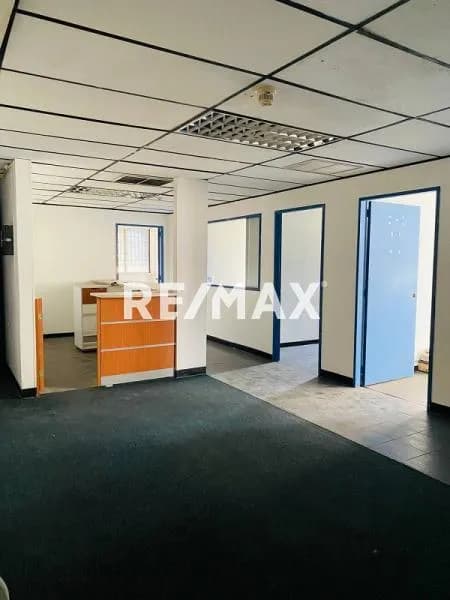 VENTA DE OFICINA TORRE PHELS 8-A