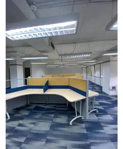 Oficina En Alquiler 191 M2 - Urb. Los Ruices