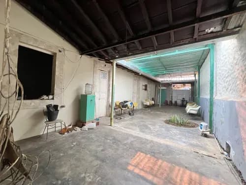 Casa Con Locales En Centro De Valencia, Valencia. Scarmc-86