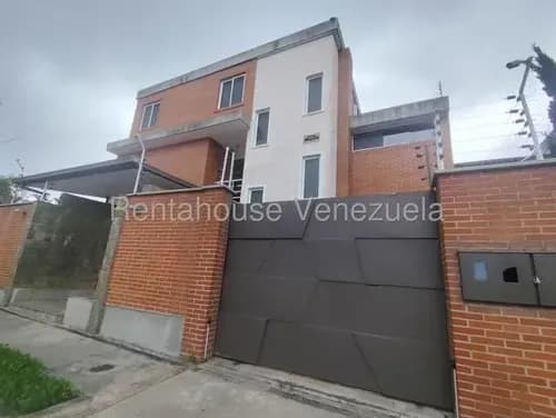 Casa En Venta,lomas De La Lagunita Mls #26-20438