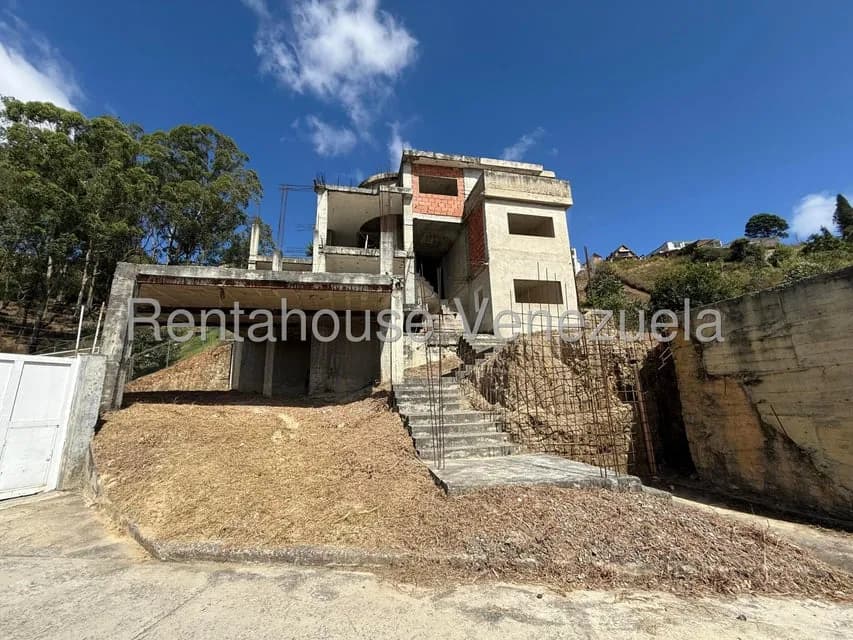 Casa (1 Nivel) en Venta en Club de Campo, Miranda