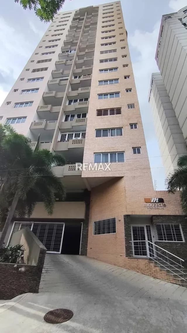Alquilo apartamento en exclusiva urb las chimeneas res Monreale AMOBLADO Y EQUIPADO