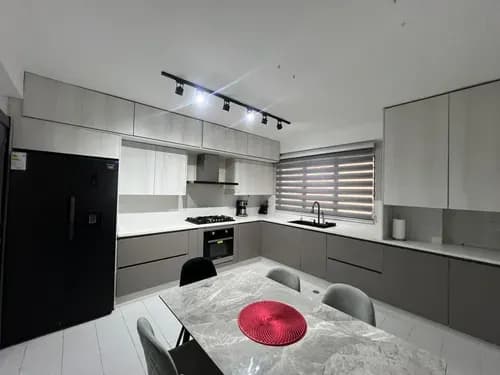 Apartamento En La Trigaleña Baja Edificio Muy Conservado