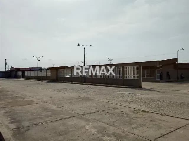 LOCAL EN ALQUILER EN ALTOS DE MARACAIBO