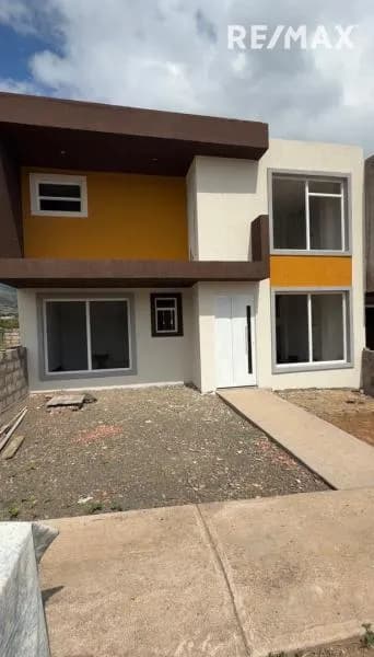 VENTA DE CASA EN PROYECTO CONJUNTO RESIDENCIAL VILLA CAMILA TUCAPE PARCELA 13 TUCAPE