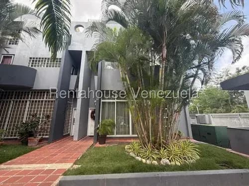 Lcda. Milagros Carrasquel Casa Venta Barquisimeto Lara Zona Este Economica Residencial Economico Código Inmobiliaria Rent-a-house 26-12276