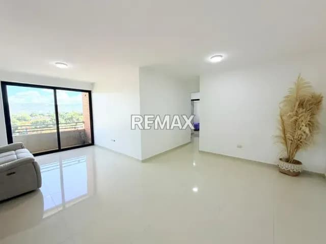 MODERNO APARTAMENTO AMOBLADO EN ALQUILER EN BELLO CAMPO ZONA OESTE BARQUISIMETO LARA