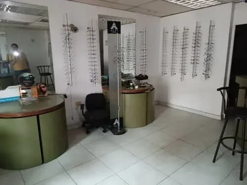 Se Vende Local Comercial En El Centro Comercial De Palo Verde T7m