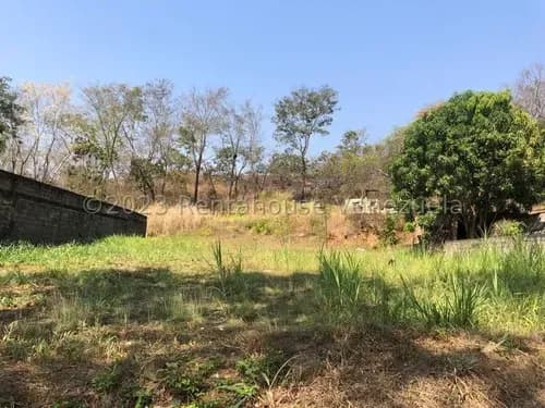 En Venta Terreno Plano En Calle Cerrada En Zona Privilegiada En Ambiente Fresco De Montaña Cerca De La Ciudad Para Construir La Casa De Tus Sueños. Zona De Alta Revalorizacion