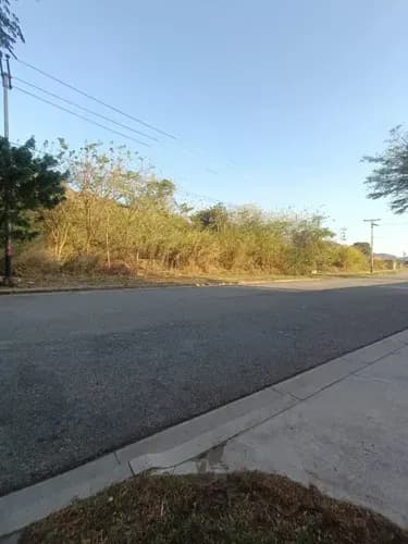 Luis V Venta Parcela De Uso Unifamiliar Ubicada En Jardin Mañongo Manzana 17 Municipio Naguanagua, Estado Carabobo