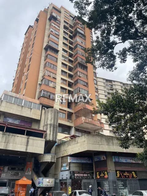 COMODO APARTAMENTO EN VENTA EN ZONA ESTRATEGICA DE SAN MARTÍN