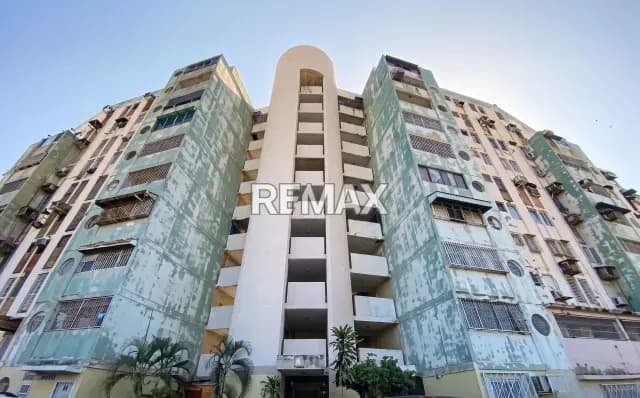 Apartamento en Residencias Las Pirámides