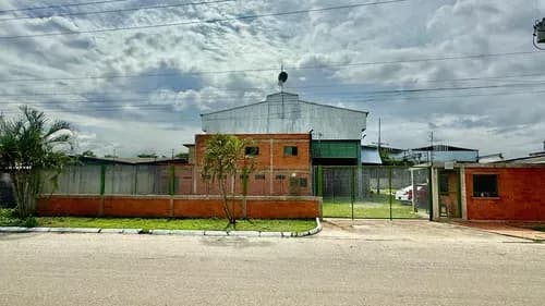 Venta Galpón : Zona Industrial El Recreo - Flor Amarillo