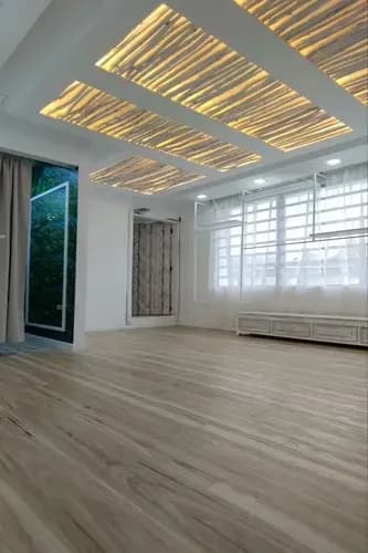 Alquiler De Espectacular Local/showroom En Los Palos Grandes (hs)