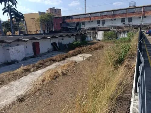 Mariana Vende Terreno En Valencia Cerca De La Av Lara Ronely