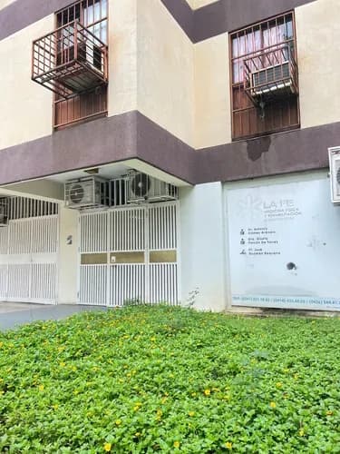 Local Comercial En Valencia San José De Tarbes