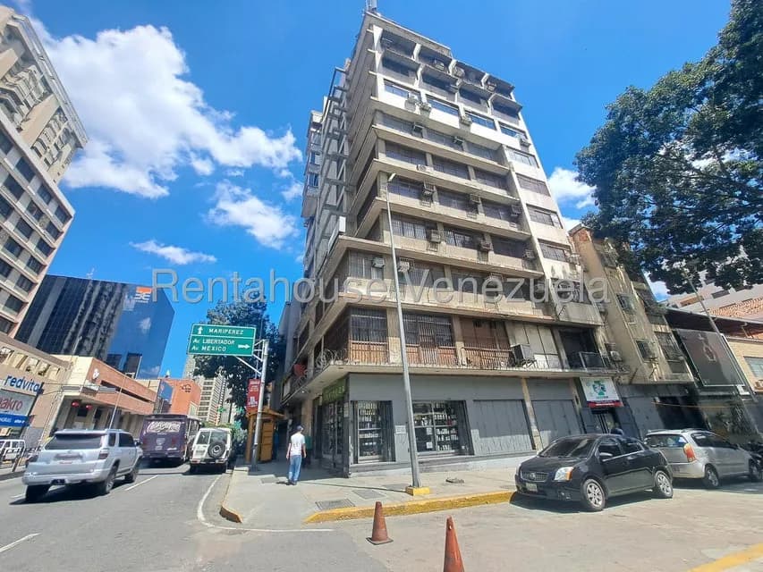 Comercial (Oficina) en Alquiler en Parroquia La Candelaria, Distrito Metropolitano