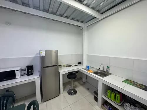 Casa Comercial Ubicada En Urb. La Alegria Atras De Concepto La Viña, Julian Acosta22.