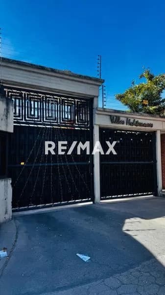 Terreno en venta en Turmero, Aragua, 2115, VEN - $70k