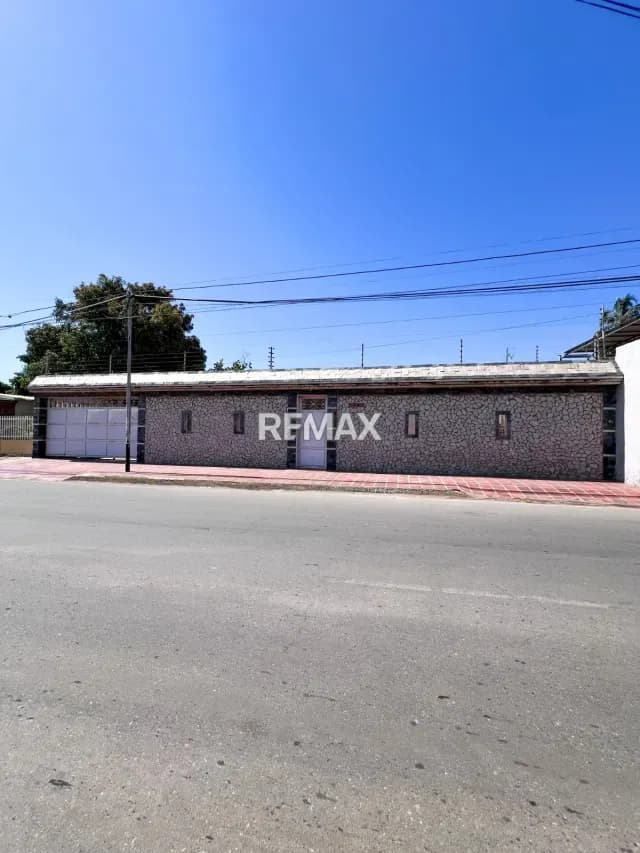 Casa comercial en venta en el Sector San Ramon, San Francisco