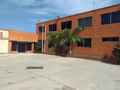 Galpón en venta en carabobo - $1.6M